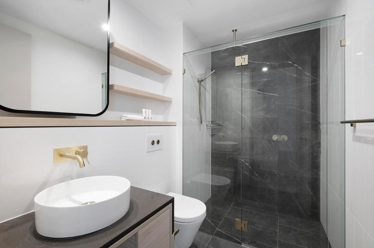 Sea View Beachfront Apartment In Surfers Gold Coast Exterior foto